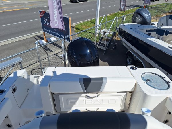 Center console is an open hull boat where the console of the boat is in the center. The boat deck surrounds the console so that a person can walk all around the boat from stern to bow with ease. Most center consoles are powered by outboard motors.