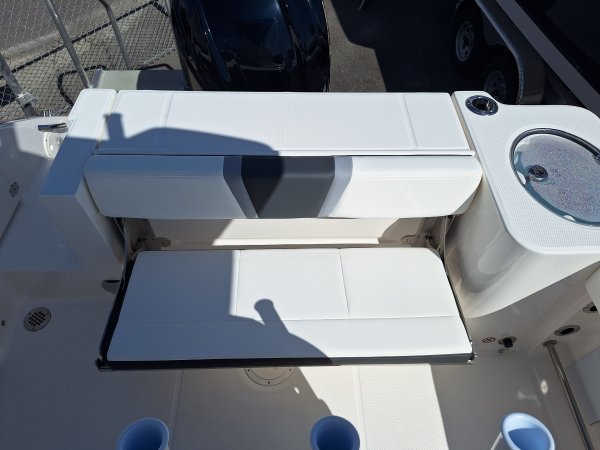 Today's anglers demand more from a new fishing boat than just the bare bones basics of yesteryear and Robalo delivers with user-friendly cabin layouts, plush interiors and multi-purpose seating arrangements.
